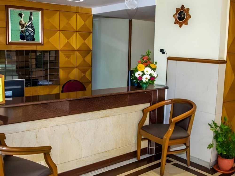 Daspalla Executive Court