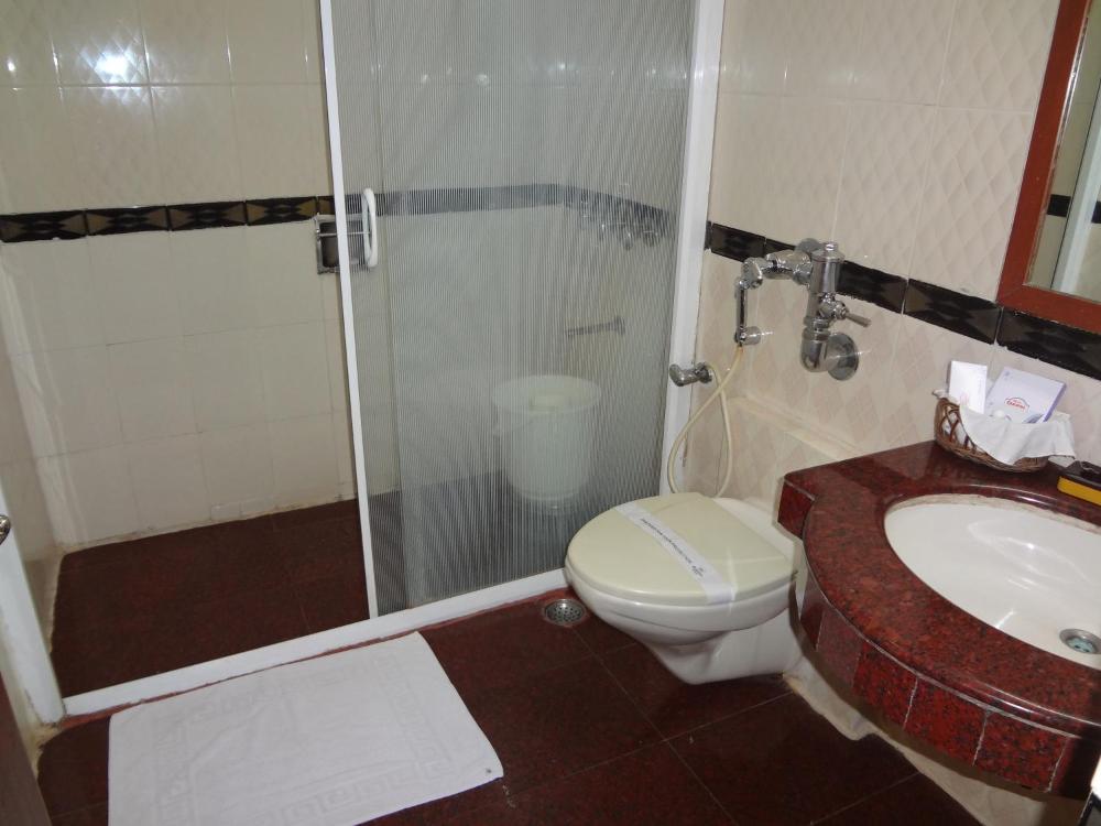 Room image 5